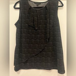 M Banana Republic sleeveless ruffle